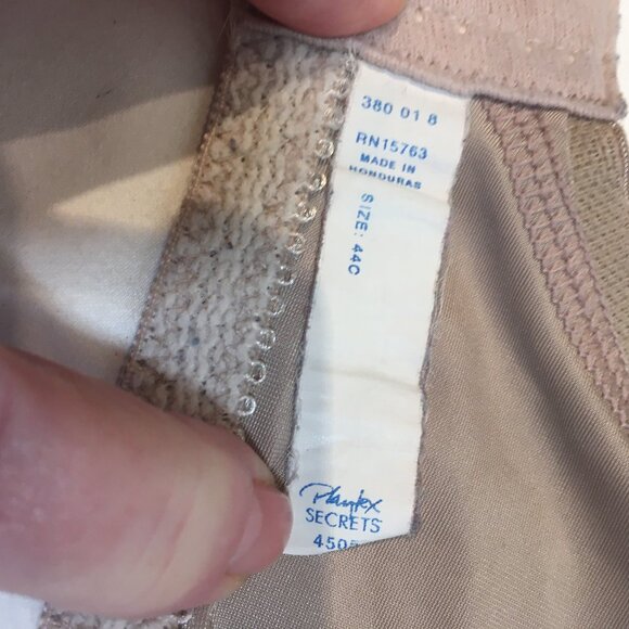 Playtex  Secrets  underwire bra sz 44c no padding beige - Picture 5 of 5